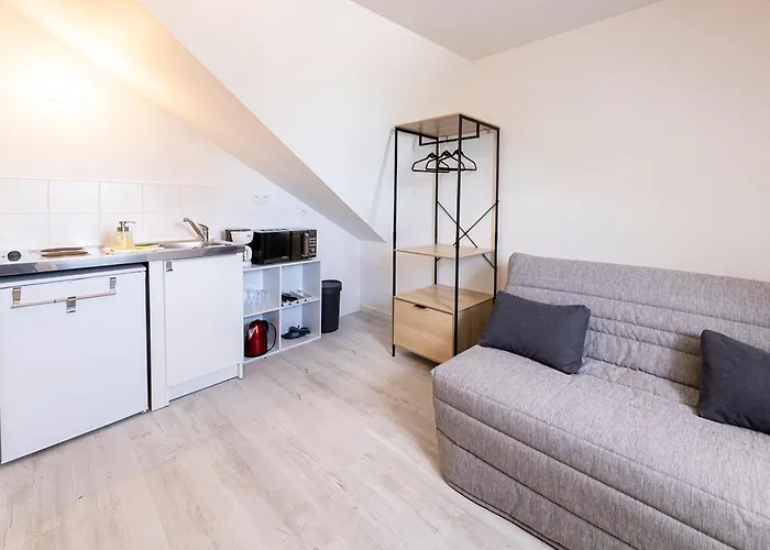 Proche Universite Et Commodites * Angers