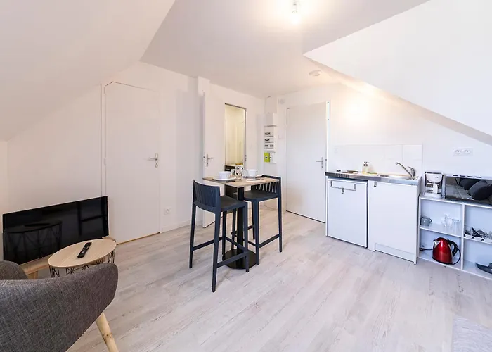Apartamento Proche Universite Et Commodites